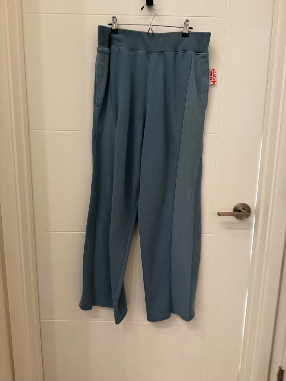 Free People Movement Set - Picture 2 of 6